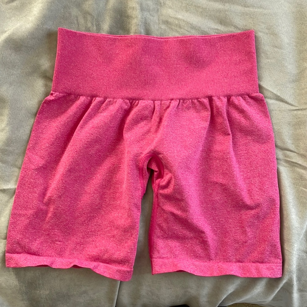 NVGTN biker shorts size medium